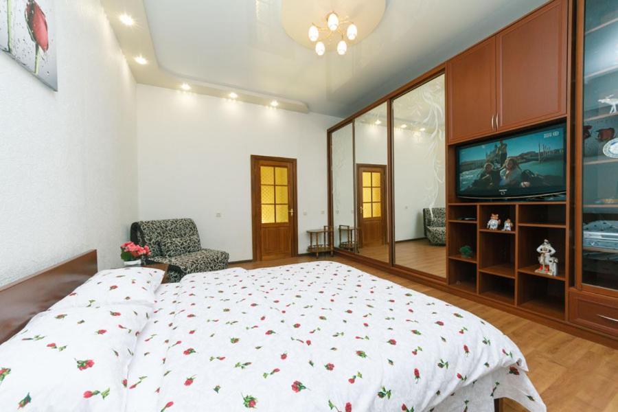 Apartamento Flat Kiev Exterior foto